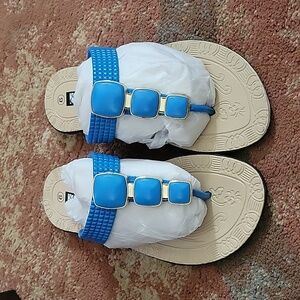 Estrella Designer Trend Thong sandals